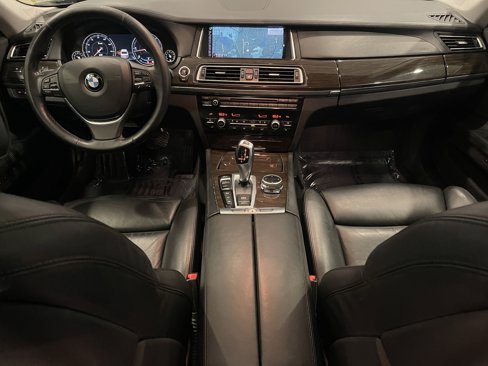 Used 2015 BMW 740Ld xDrive image 17