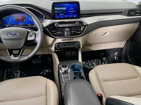 Used 2021 Ford Escape Titanium image 27