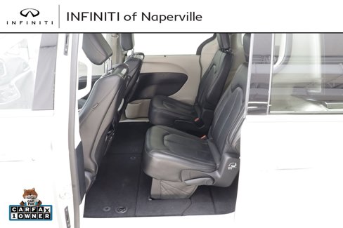 Used 2019 Chrysler Pacifica Touring-L Plus w/ Advanced Safetytec Group image 20