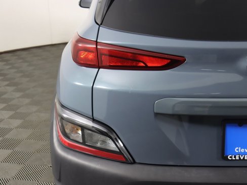Used 2022 Hyundai Kona SEL image 13