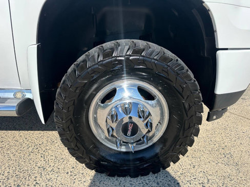 Used 2013 GMC Sierra 3500 Denali image 9