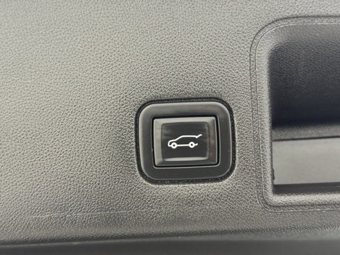 Used 2021 GMC Terrain SLT image 5