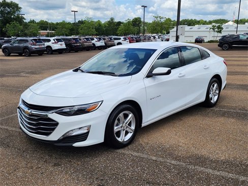 Used 2023 Chevrolet Malibu LT w/ Driver Confidence Package image 22