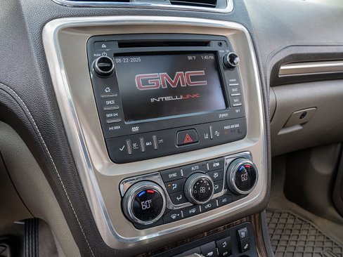 Used 2014 GMC Acadia Denali image 32
