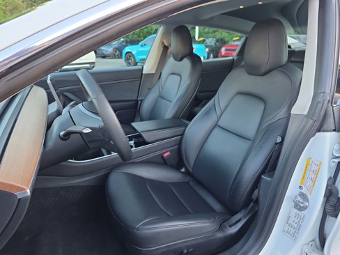 Used 2020 Tesla Model 3 Standard Range Plus image 28