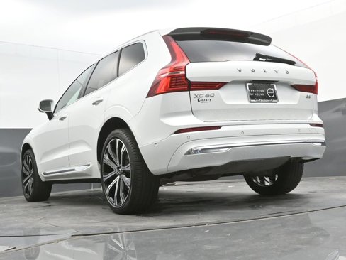 Certified 2023 Volvo XC60 B5 Ultimate w/ Protection Package Premier image 25