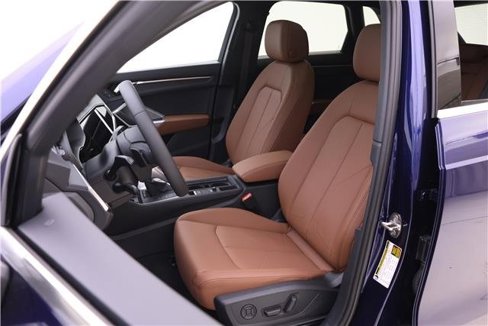 New 2025 Audi Q3 2.0T Premium image 7