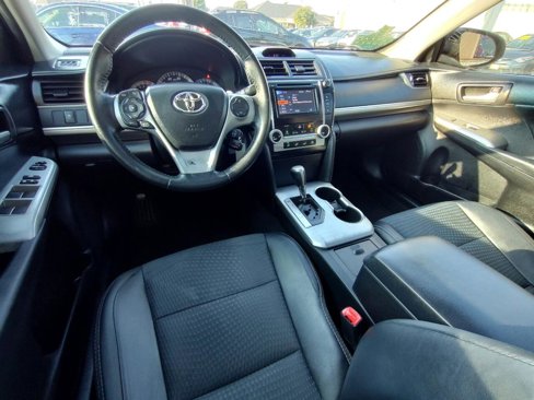 Used 2012 Toyota Camry SE image 28
