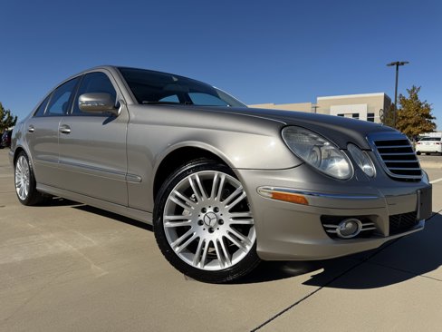 Used 2007 Mercedes-Benz E 350 Sedan image 2