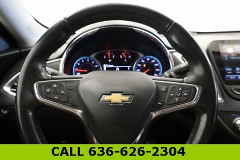 Used 2017 Chevrolet Malibu LT image 13
