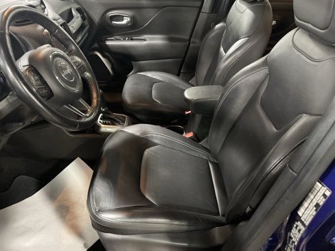 Used 2021 Jeep Renegade Limited image 8
