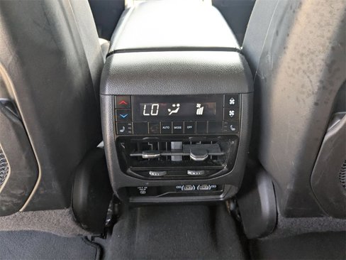 Used 2023 Jeep Grand Cherokee L Limited image 29