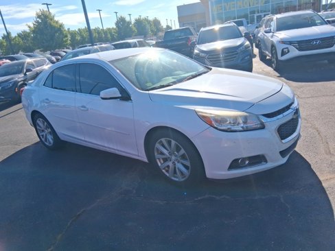Used 2015 Chevrolet Malibu LT image 3