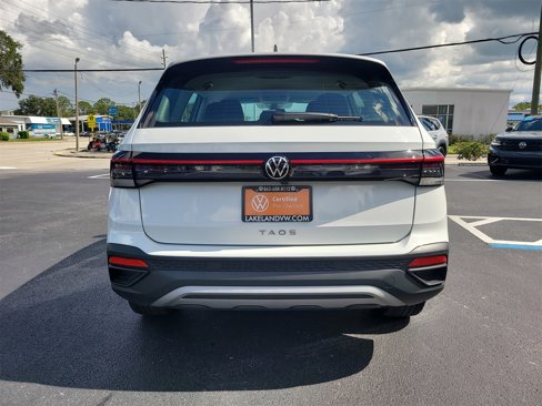 Used 2025 Volkswagen Taos S image 7