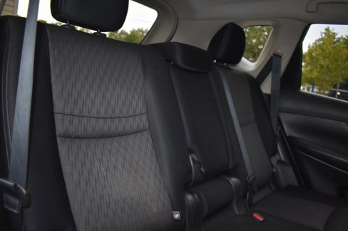 Used 2017 Nissan Rogue SV image 56