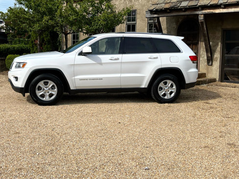 Used 2014 Jeep Grand Cherokee Laredo w/ Quick Order Package 23E image 6