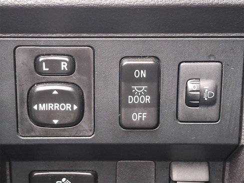 Used 2015 Toyota Tundra SR5 w/ SR5 Upgrade Package image 23