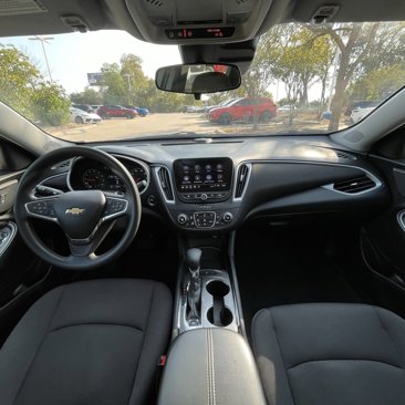Used 2023 Chevrolet Malibu LT image 9