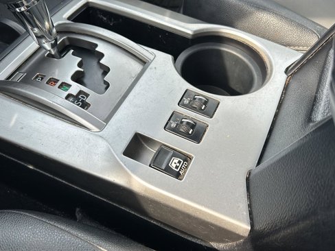 Used 2014 Toyota 4Runner SR5 Premium image 22
