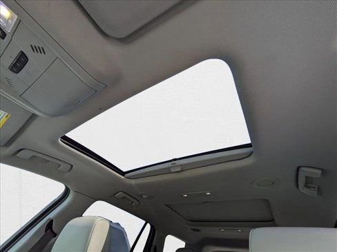 Used 2017 GMC Acadia SLT image 15