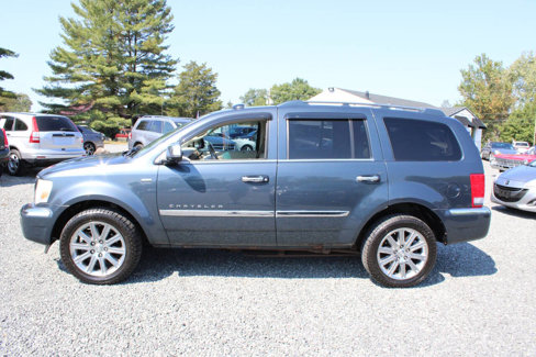 Used 2008 Chrysler Aspen Limited image 10