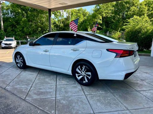 Used 2019 Nissan Altima 2.5 S image 2