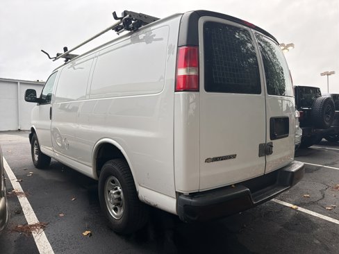 Used 2018 Chevrolet Express 2500 w/ Driver Convenience Package image 5