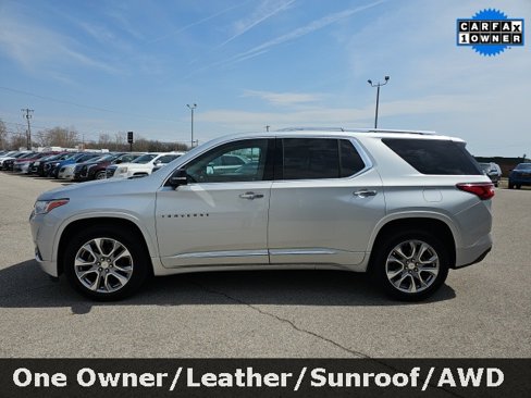 Used 2019 Chevrolet Traverse Premier w/ LPO, Blackout Package image 4