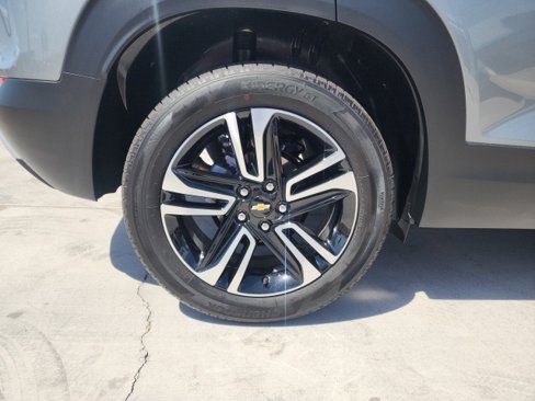 Used 2025 Chevrolet TrailBlazer LT w/ Convenience Package image 13