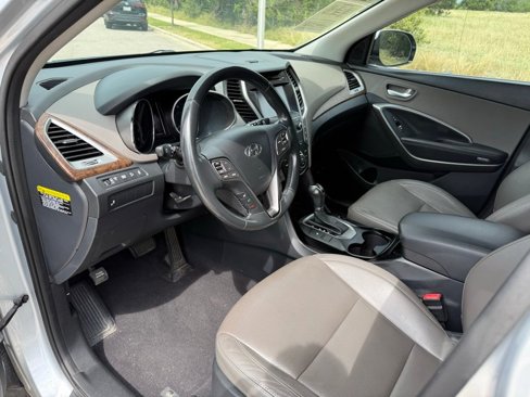 Used 2017 Hyundai Santa Fe SE w/ SE Premium Package 02 image 12