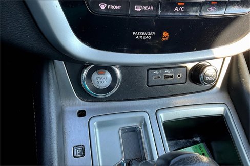 Used 2020 Nissan Murano S w/ Technology Package image 32
