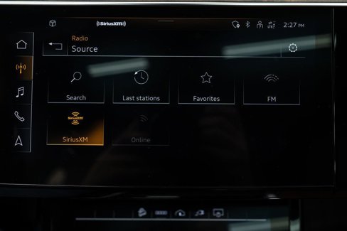 Used 2021 Audi e-tron Premium image 24