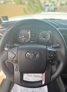 Used 2023 Toyota Tacoma TRD Sport image 13