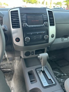 Used 2017 Nissan Frontier S image 12