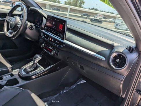 Used 2022 Kia Forte GT-Line w/ GT-Line Technology Package image 6