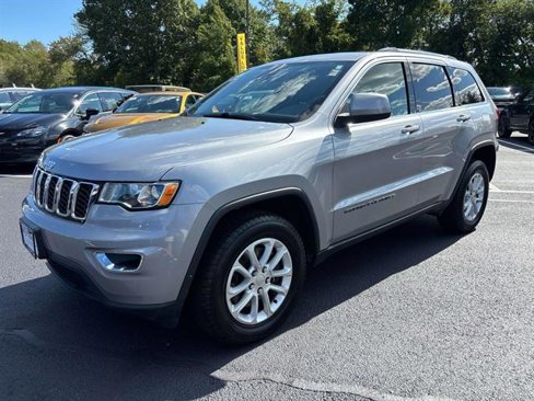 Certified 2021 Jeep Grand Cherokee Laredo image 6