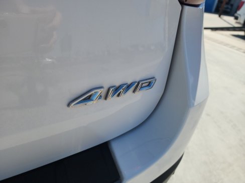 Used 2022 Ford Explorer XLT w/ Equipment Group 202A image 11
