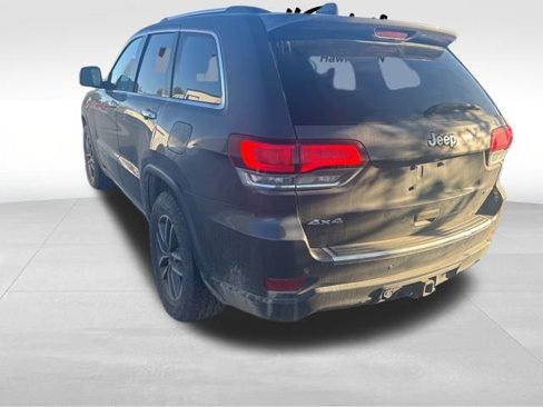 Used 2020 Jeep Grand Cherokee Limited w/ Luxury Group II image 4