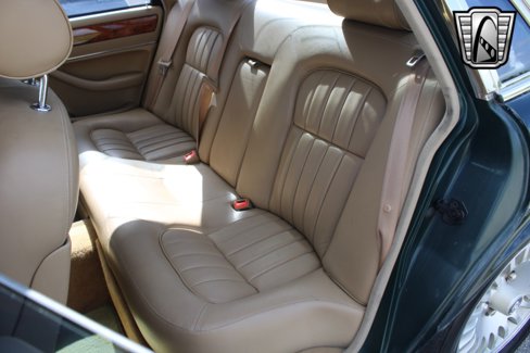 Used 1997 Jaguar XJ6 image 22