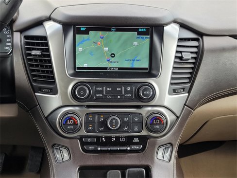Used 2019 Chevrolet Suburban LT image 23
