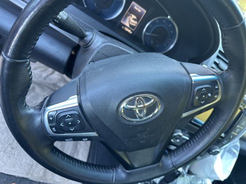 Used 2016 Toyota Camry LE image 24