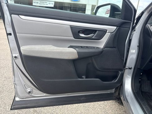 Used 2019 Honda CR-V LX image 11