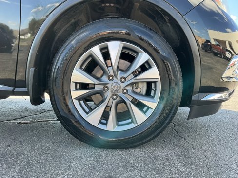 Used 2015 Nissan Murano SV w/ Premium Package image 12