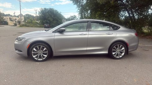 Used 2015 Chrysler 200 S w/ Navigation & Sound Group I image 5