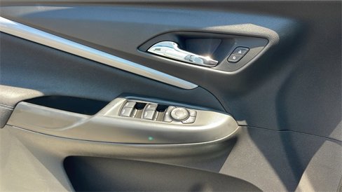 Used 2022 Chevrolet Bolt EUV LT image 27