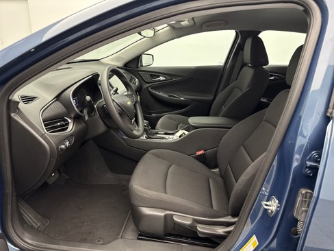 Certified 2025 Chevrolet Malibu LS image 30