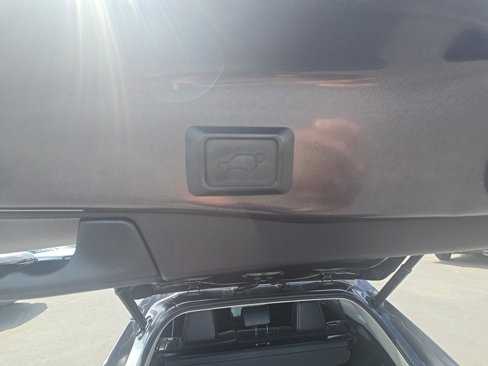 Used 2019 Toyota RAV4 Limited image 36