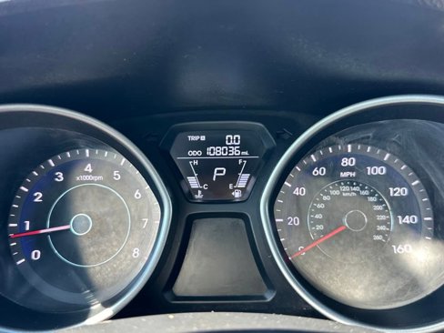 Used 2013 Hyundai Elantra Limited image 20