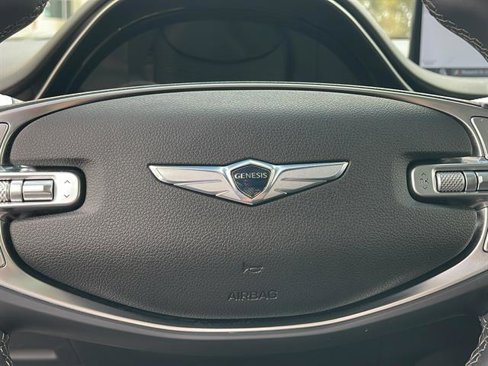 Used 2025 Genesis GV70 2.5T w/ Select Package image 23
