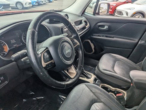 Used 2016 Jeep Renegade Limited image 17